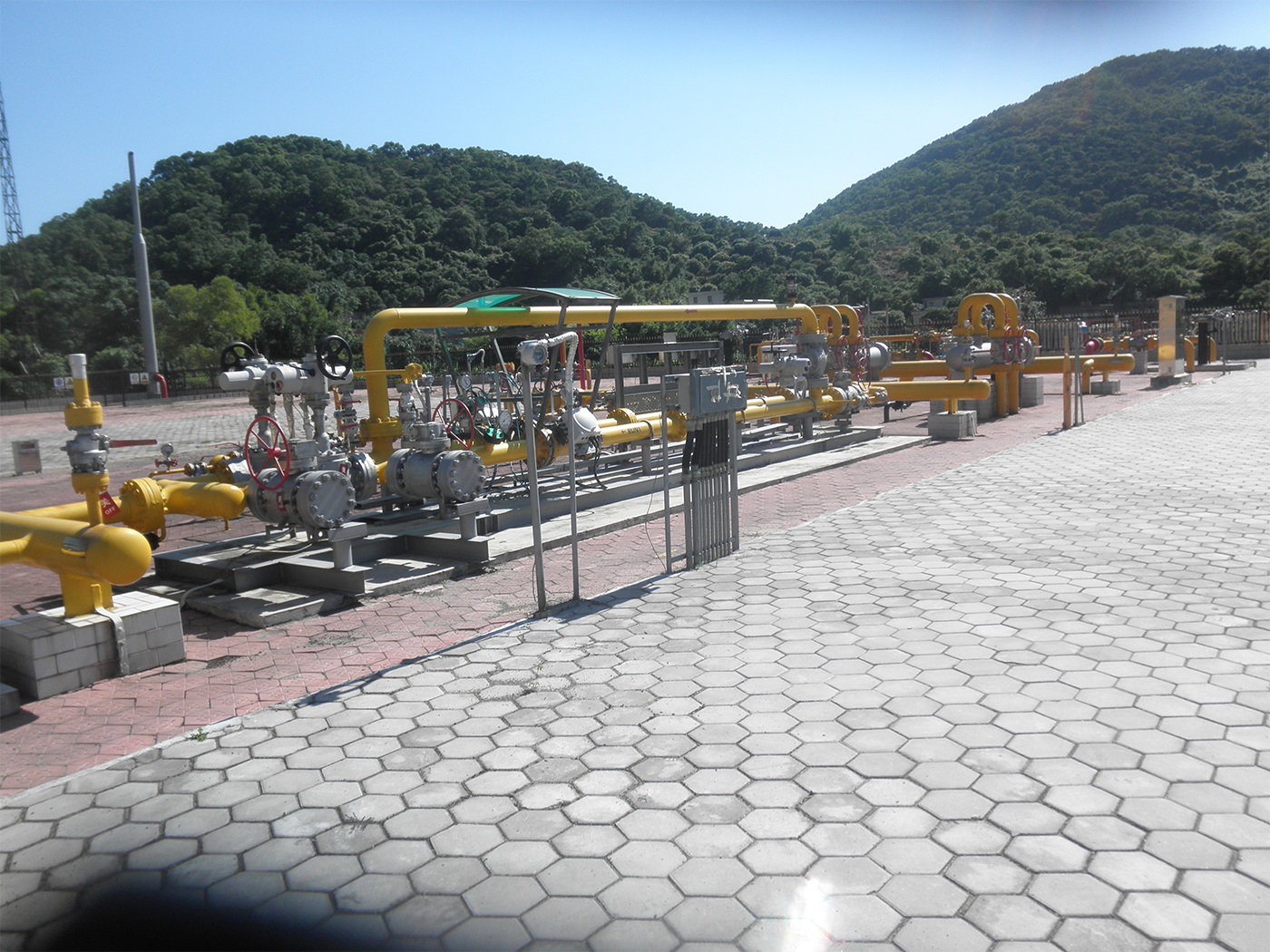 中海油能源发展装备技术有限公司 崖城13-1管道高栏支线项目高栏终端改造服务电仪防爆施工